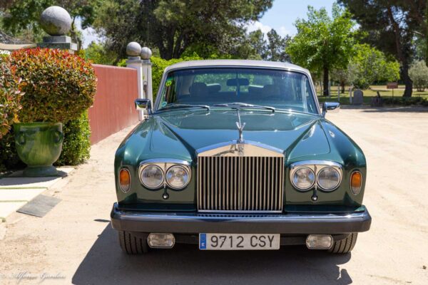 Rolls-Royce Silver Wraith Limousine